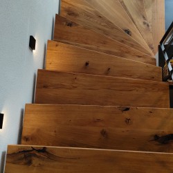 Kundenprojekt: Treppenstufen in Wildeiche 52 mm stark!